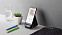 Настольные часы "Smart Pyramid" с bluetooth колонкой (3Вт) и беспроводным (15W) зарядным устройством, с подсветкой логотипа с логотипом в Белгороде заказать по выгодной цене в кибермаркете AvroraStore