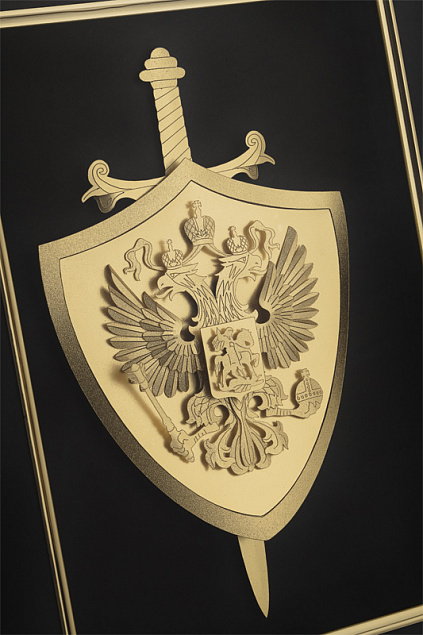 Картина "Щит и меч" с логотипом в Белгороде заказать по выгодной цене в кибермаркете AvroraStore