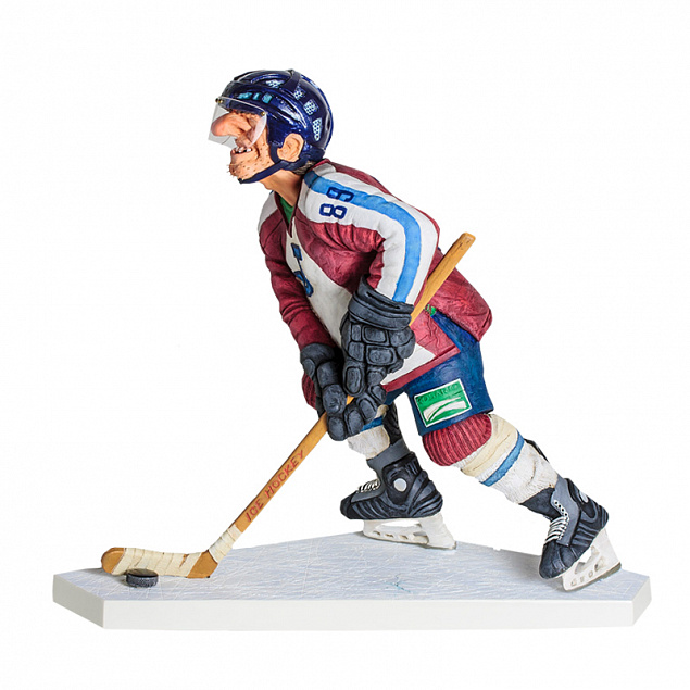 Скульптура "Хоккеист" с логотипом в Белгороде заказать по выгодной цене в кибермаркете AvroraStore