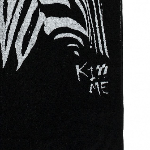 Полотенце «Арт-рокстар. Kiss Me» с логотипом в Белгороде заказать по выгодной цене в кибермаркете AvroraStore