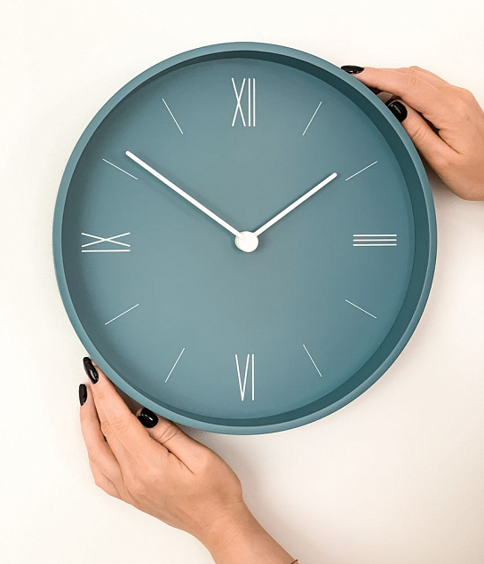 Часы настенные Goody, серо-голубые с логотипом в Белгороде заказать по выгодной цене в кибермаркете AvroraStore