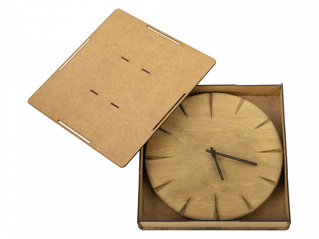 Часы деревянные «Helga» с логотипом в Белгороде заказать по выгодной цене в кибермаркете AvroraStore
