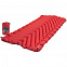 Надувной коврик Insulated Static V Luxe, красный с логотипом в Белгороде заказать по выгодной цене в кибермаркете AvroraStore