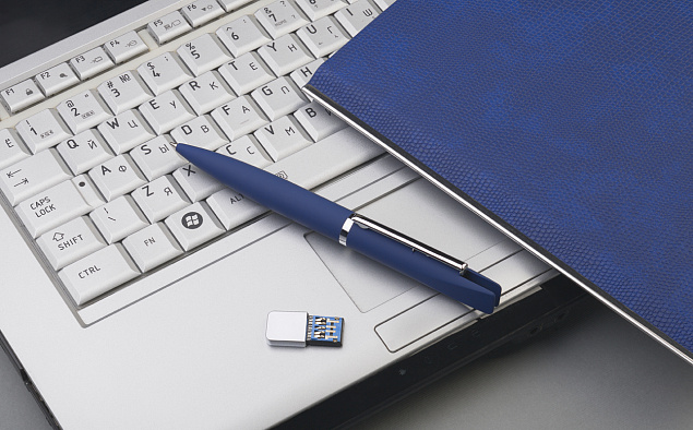 Ручка шариковая "Callisto" с флеш-картой 32Gb (USB3.0), покрытие soft touch с логотипом в Белгороде заказать по выгодной цене в кибермаркете AvroraStore
