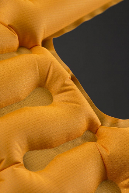 Надувной коврик Inertia X-Lite, оранжевый с логотипом в Белгороде заказать по выгодной цене в кибермаркете AvroraStore